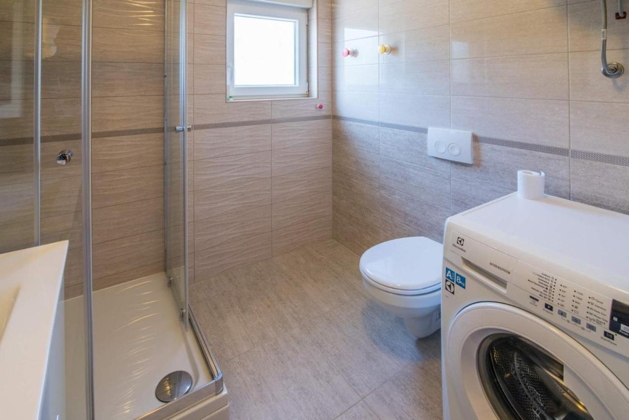 Apartman Zoe 비르브닉 외부 사진